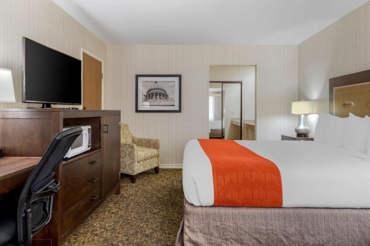 Best Western Plus Big America Santa Maria  Exterior photo