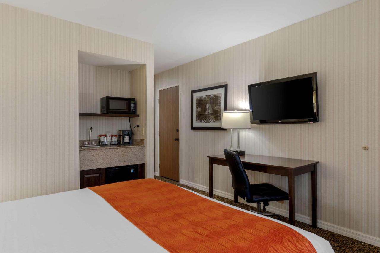 Best Western Plus Big America Santa Maria  Exterior photo