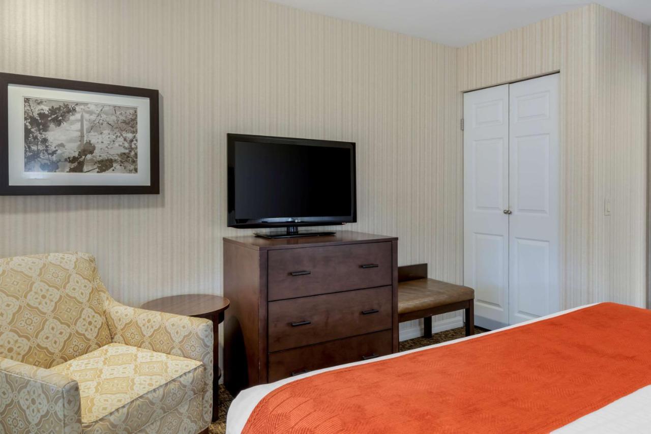 Best Western Plus Big America Santa Maria  Exterior photo